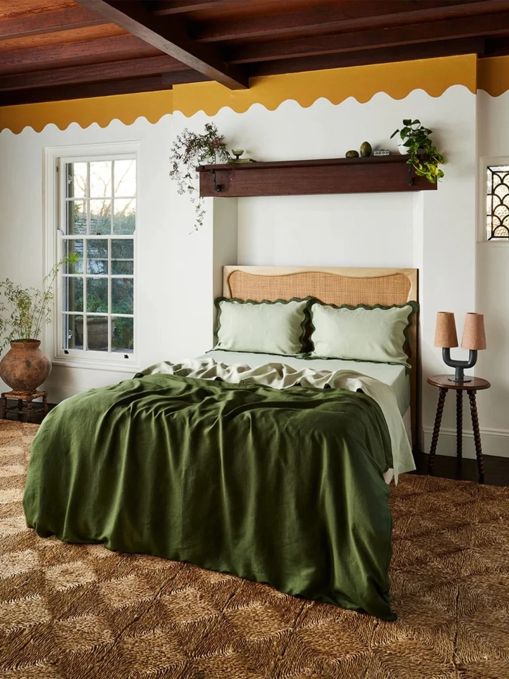 Bed Threads Linen Scalloped Edge Pillow - Sage Green